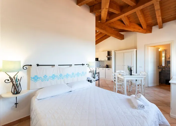 Functional With Shared Pool Appartamento Aglientu